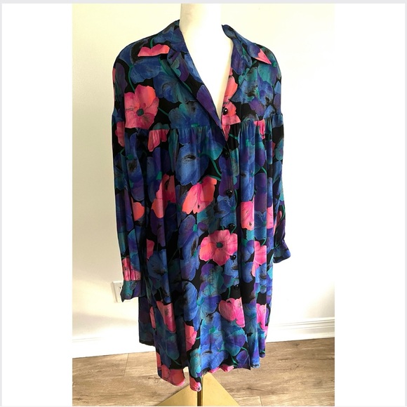 🇨🇦 Bold flowers (shades of pink, blue, purple) print-midi light overcoat vintage - Picture 13 of 15